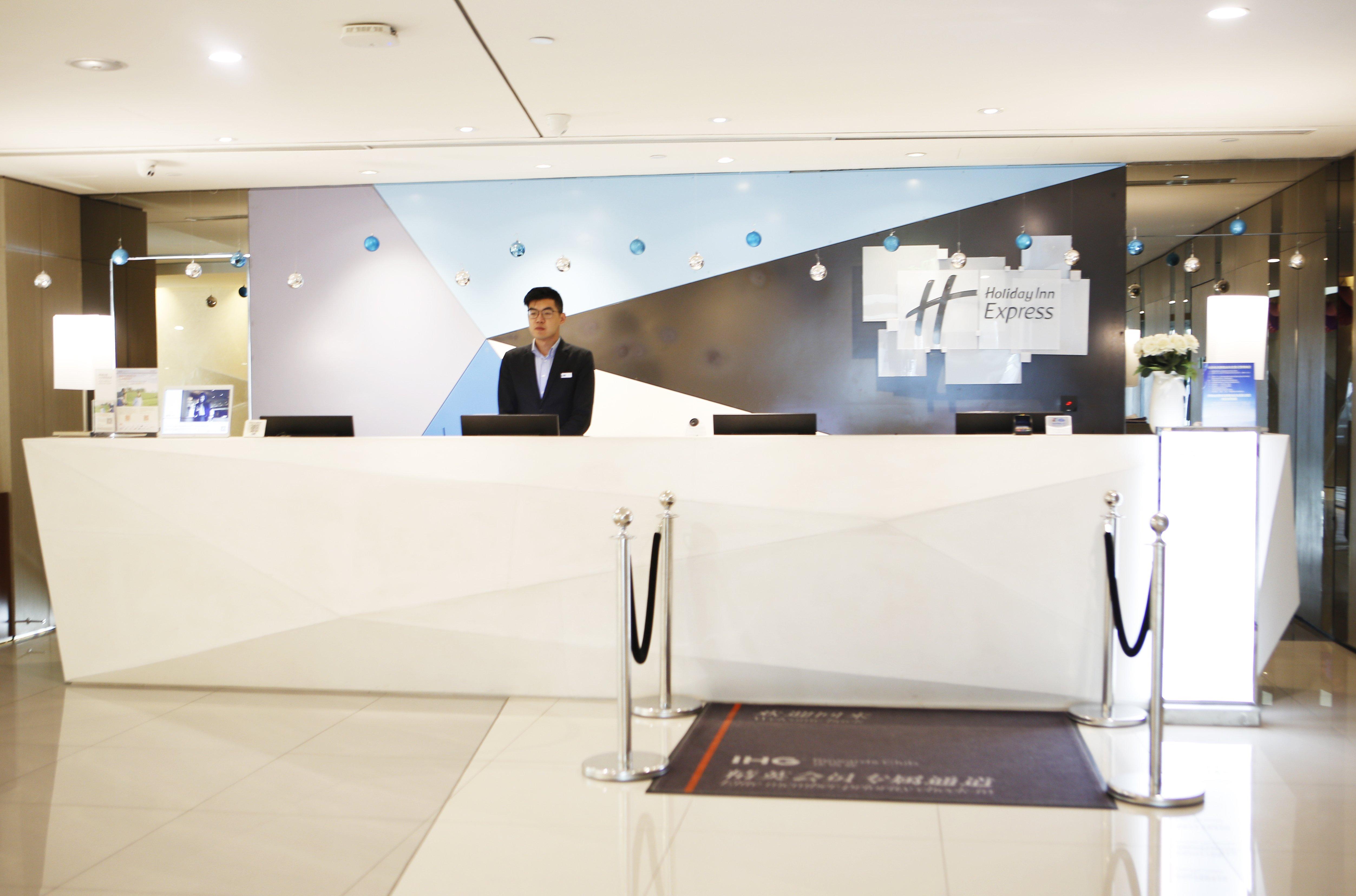 Holiday Inn Express Yingkou Onelong Plaza By Ihg Gaizhou Exterior photo