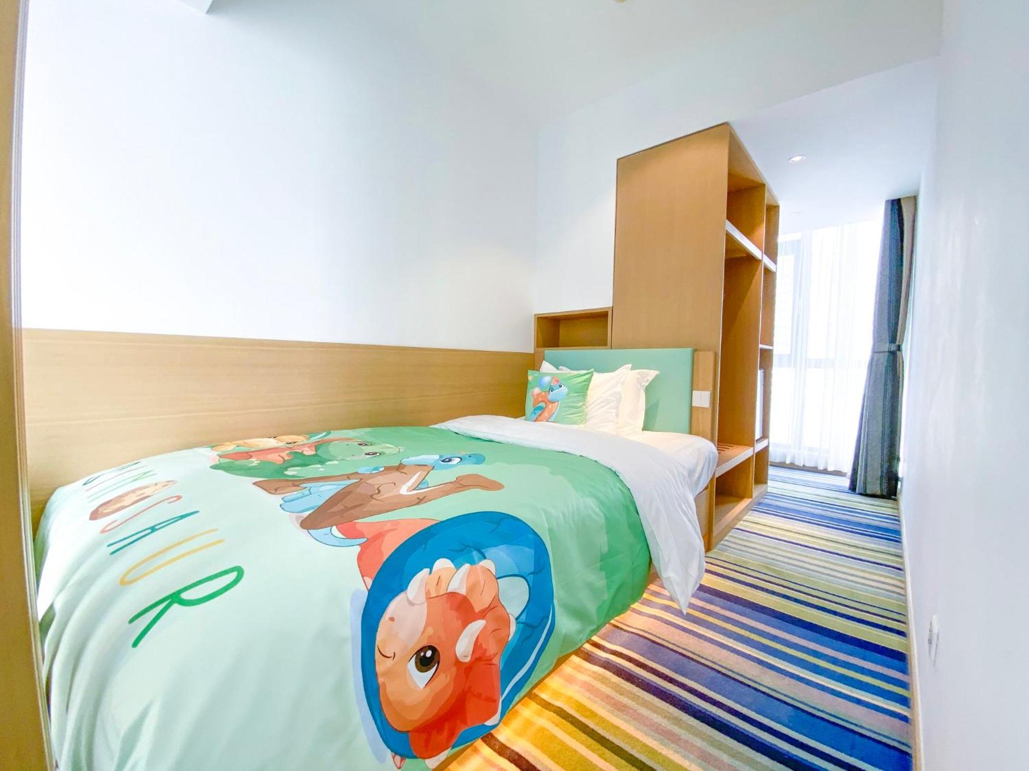 Holiday Inn Express Yingkou Onelong Plaza By Ihg Gaizhou Exterior photo
